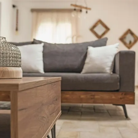 Quercus Villa, Achilleion Palace, Corfu Villa *