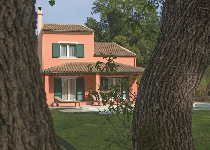 Quercus Villa, Achilleion Palace, Corfu Villa Perama (Corfu)