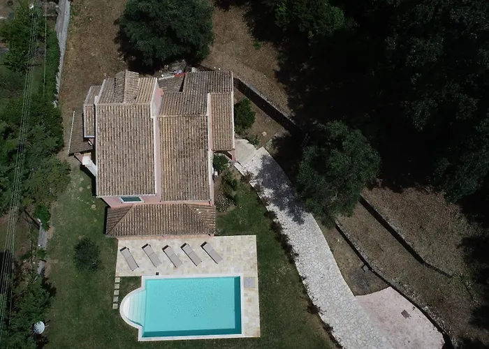 Quercus Villa, Achilleion Palace, Corfu Perama (Corfu)